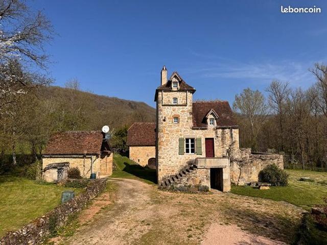 Propriété 3 pièces 97 m²