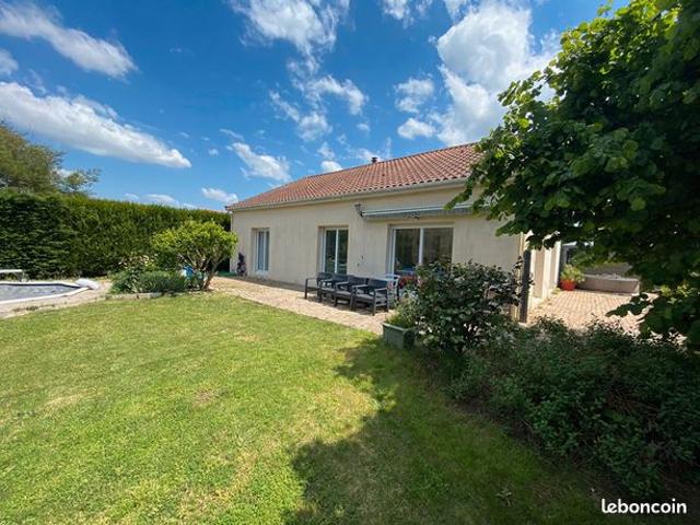 Propriété 3 pièces 98 m²