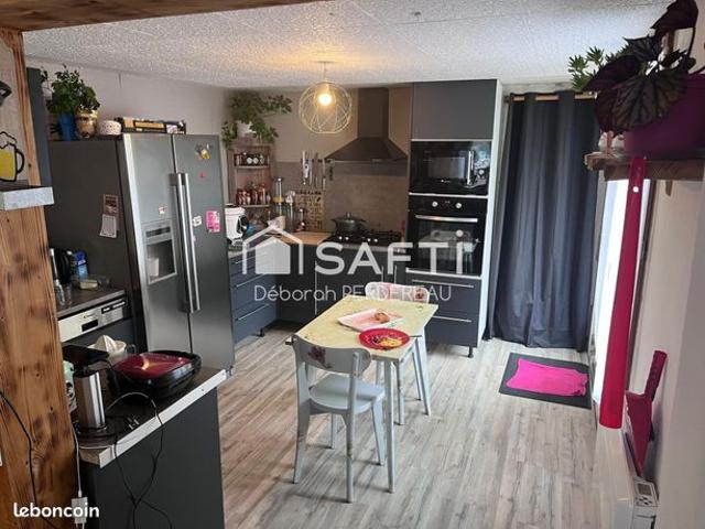 Propriété 10 pièces 153 m²