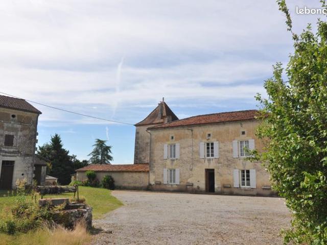 Propriété 10 pièces 150 m²