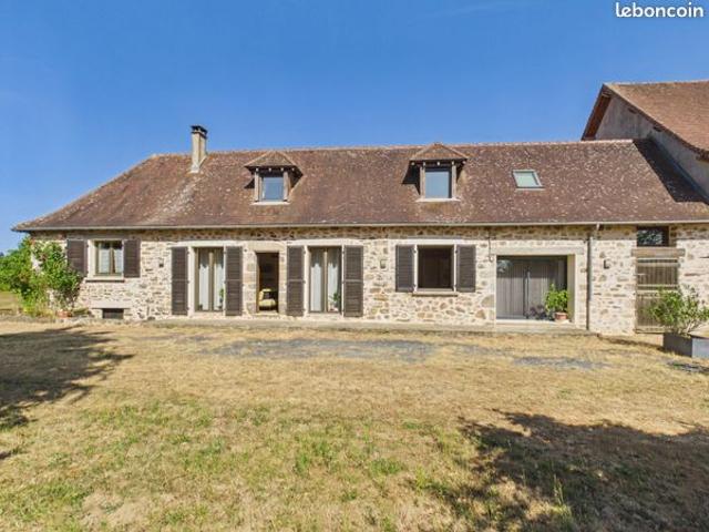 Propriété 10 pièces 166 m²