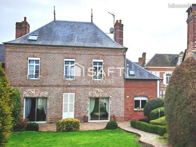 Propriété 10 pièces 169 m²