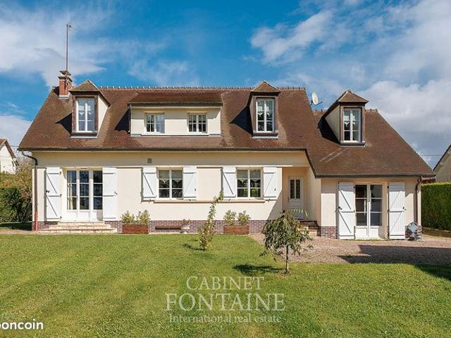 Propriété 10 pièces 173 m²