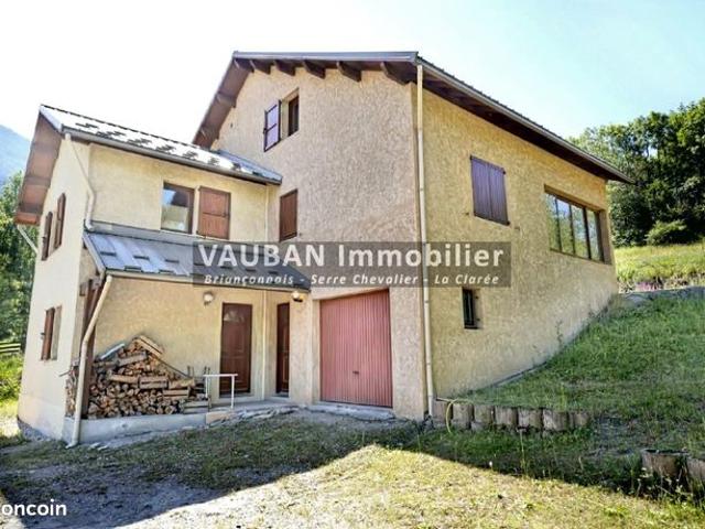 Propriété 10 pièces 177 m²