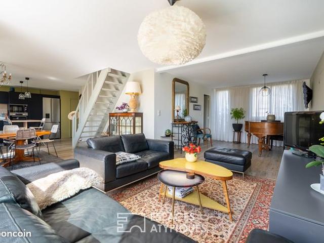 Propriété 10 pièces 174 m²