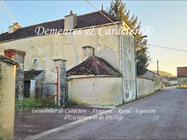 Propriété 10 pièces 180 m²