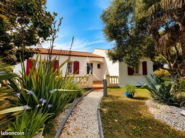 Propriété 10 pièces 180 m²