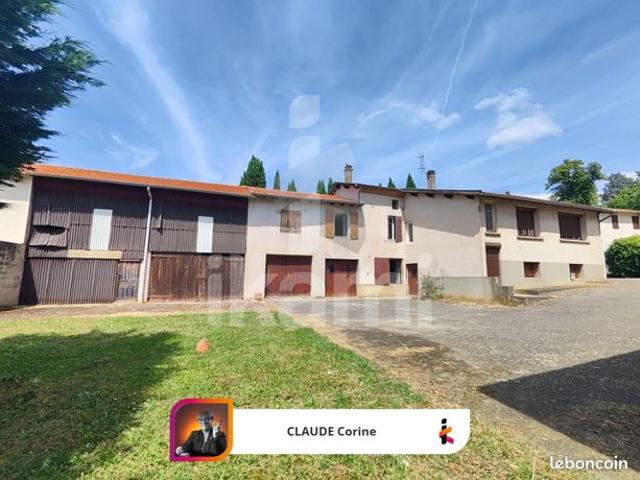 Propriété 10 pièces 181 m²
