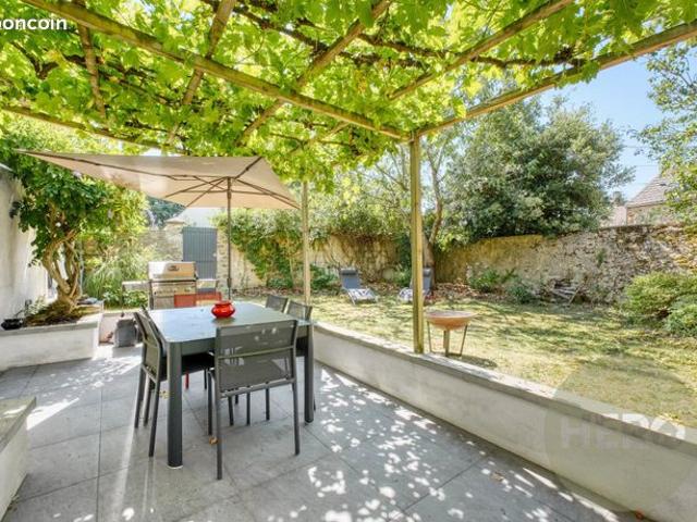 Propriété 10 pièces 181 m²