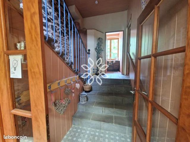 Propriété 10 pièces 182 m²