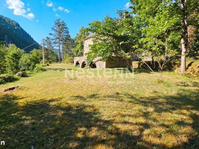Propriété 10 pièces 185 m²