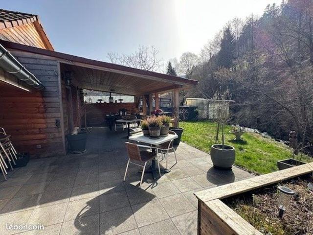 Propriété 10 pièces 188 m²