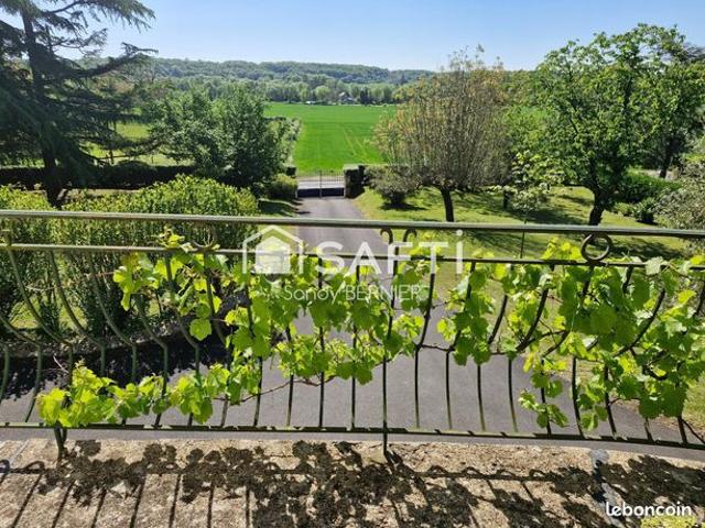 Propriété 10 pièces 197 m²