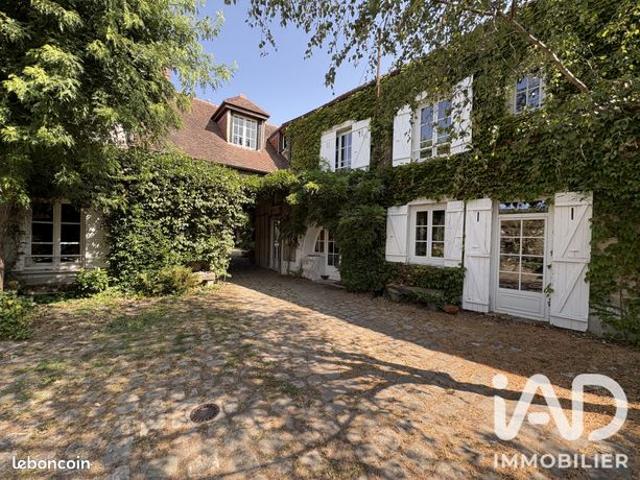 Propriété 10 pièces 195 m²