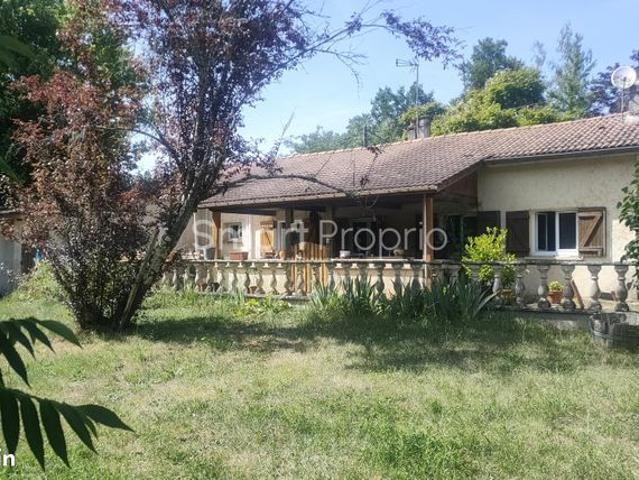 Propriété 10 pièces 135 m²