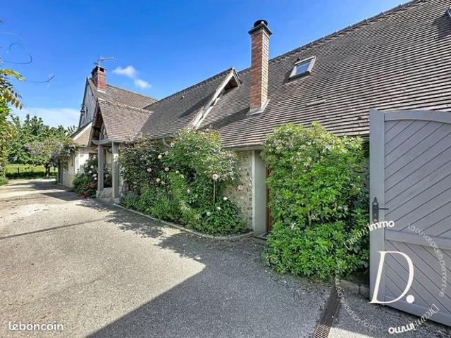 Propriété 10 pièces 240 m²