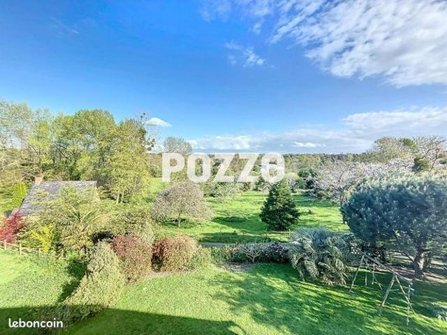 Propriété 10 pièces 240 m²