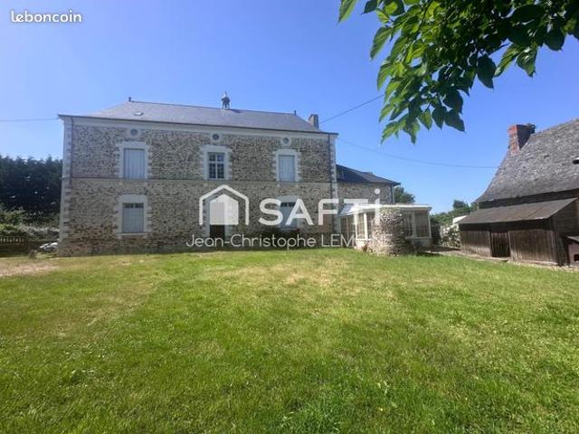 Propriété 10 pièces 240 m²