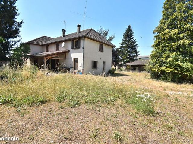 Propriété 10 pièces 241 m²