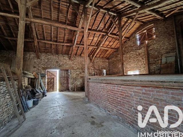 Propriété 10 pièces 244 m²