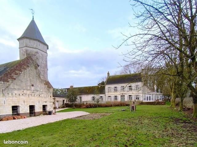 Propriété 10 pièces 244 m²