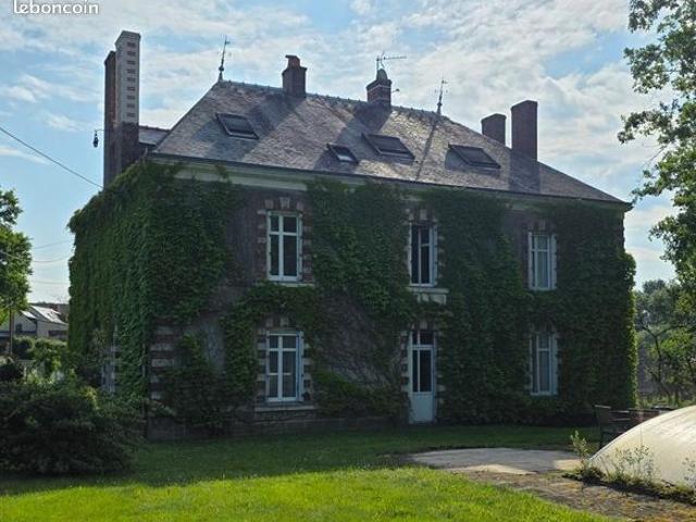Propriété 10 pièces 245 m²