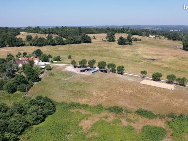 Propriété 10 pièces 246 m²