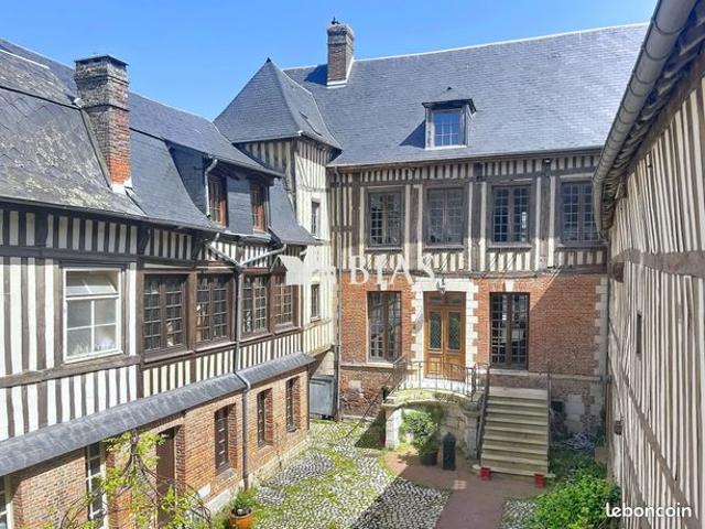 Propriété 10 pièces 250 m²