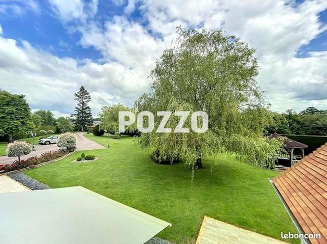 Propriété 10 pièces 250 m²