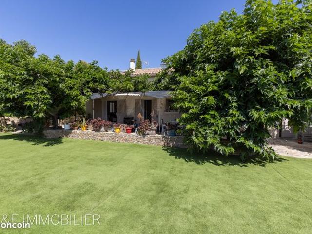Propriété 10 pièces 251 m²