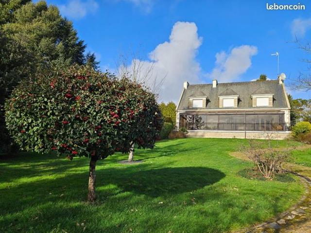 Propriété 10 pièces 257 m²
