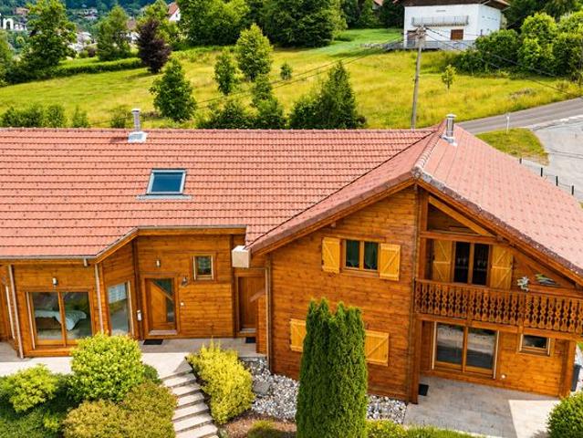 Propriété 10 pièces 254 m²