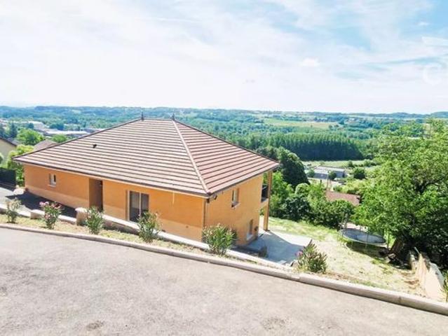 Propriété 10 pièces 256 m²