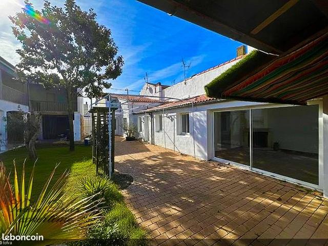 Propriété 10 pièces 263 m²