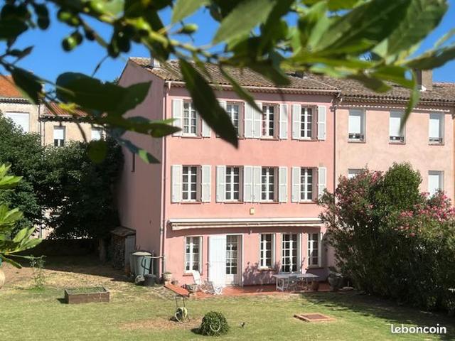 Propriété 10 pièces 260 m²