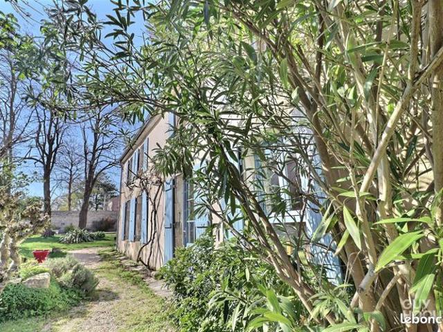 Propriété 10 pièces 260 m²