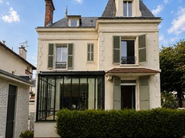 Propriété 10 pièces 260 m²
