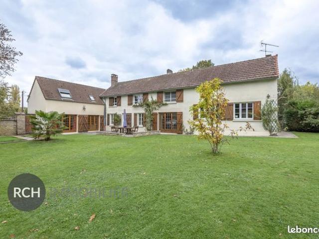 Propriété 10 pièces 260 m²