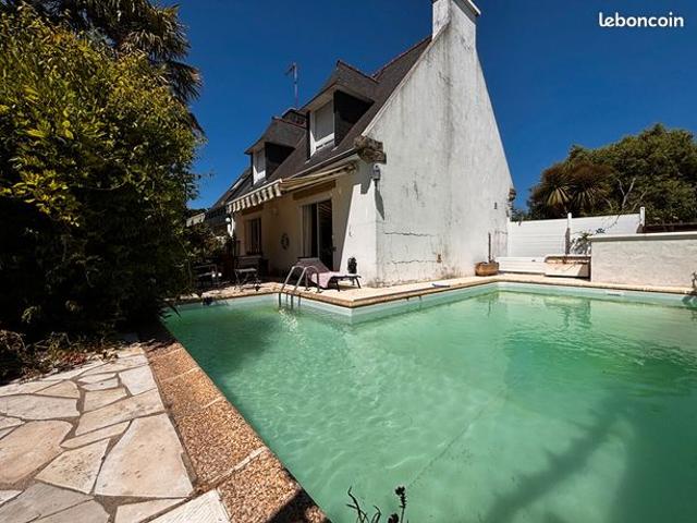Propriété 10 pièces 200 m²