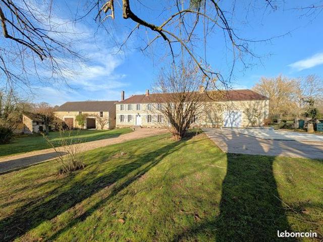 Propriété 10 pièces 262 m²