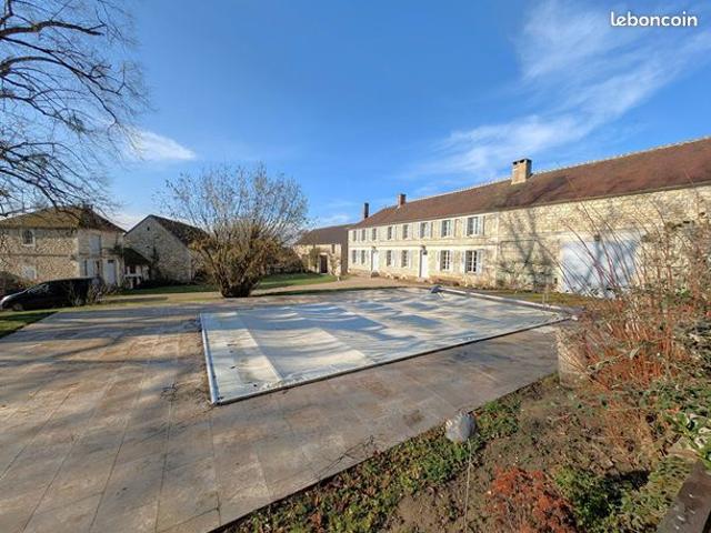 Propriété 10 pièces 262 m²