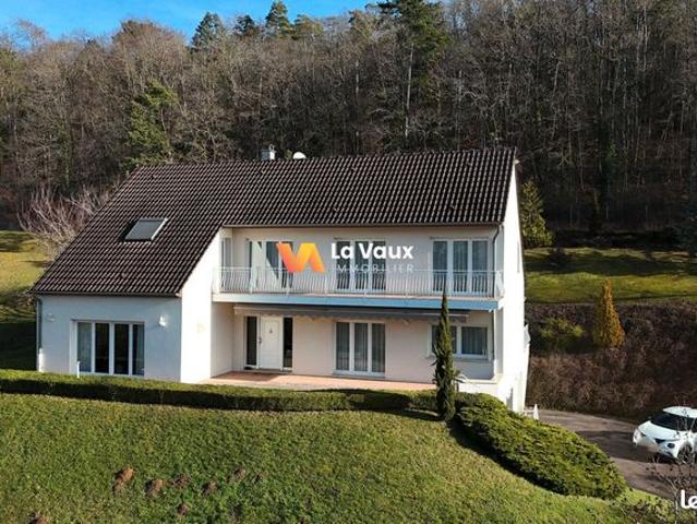 Propriété 10 pièces 265 m²