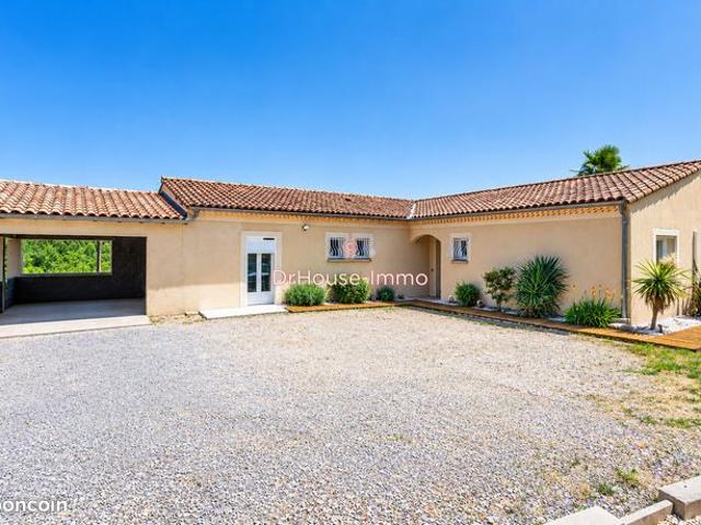 Propriété 10 pièces 266 m²