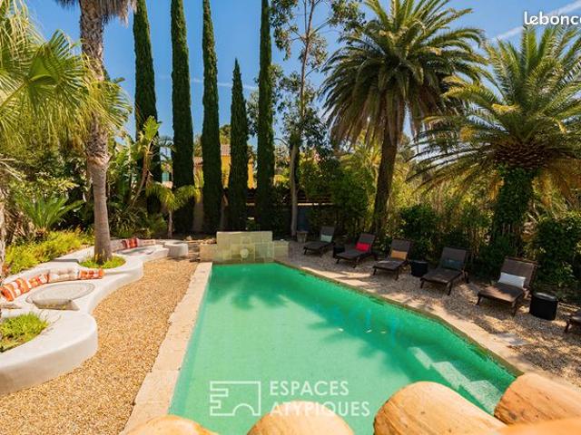 Propriété 10 pièces 266 m²