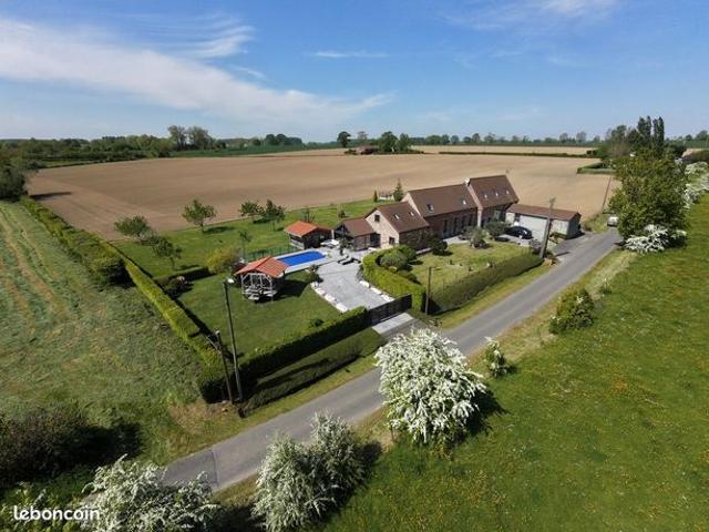 Propriété 10 pièces 268 m²