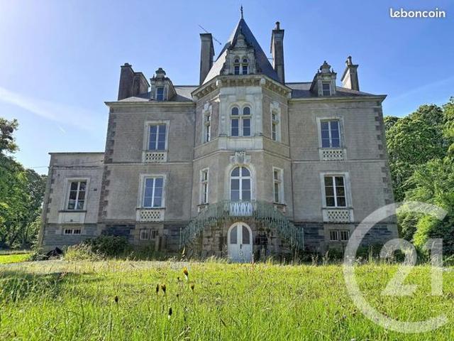 Propriété 10 pièces 273 m²