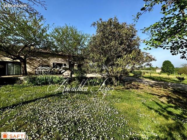 Propriété 10 pièces 270 m²