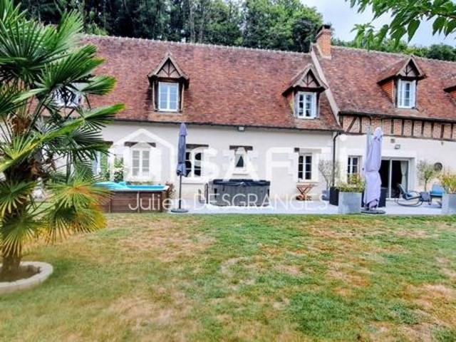 Propriété 10 pièces 270 m²