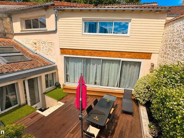 Propriété 10 pièces 270 m²