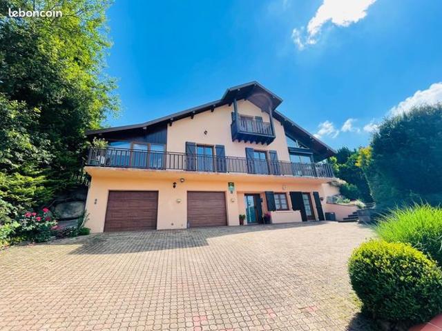 Propriété 10 pièces 270 m²
